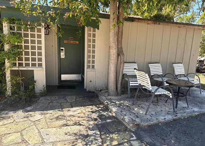 Carmel Resort Inn