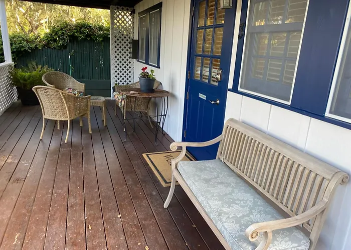 Carmel Dolores Cottages